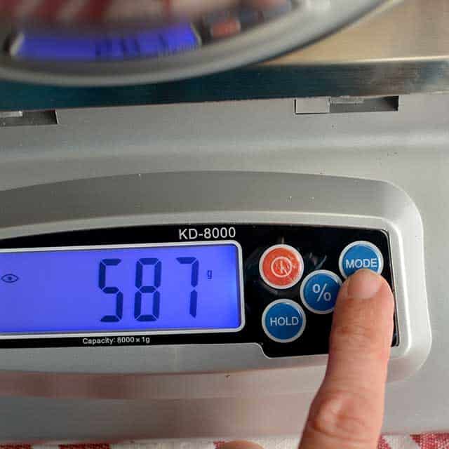 7 Reasons Why I Love the MyWeigh KD-8000 Digital Scale [HOW-TOs] -  MakeSauerkraut