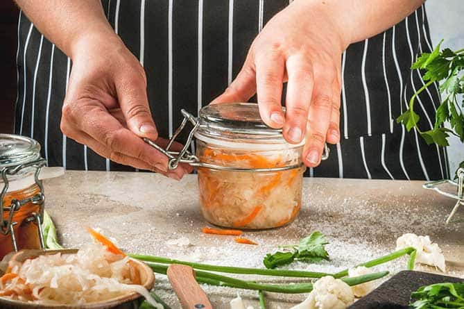 How to Make Sauerkraut in a Jar [THE COMPLETE GUIDE]